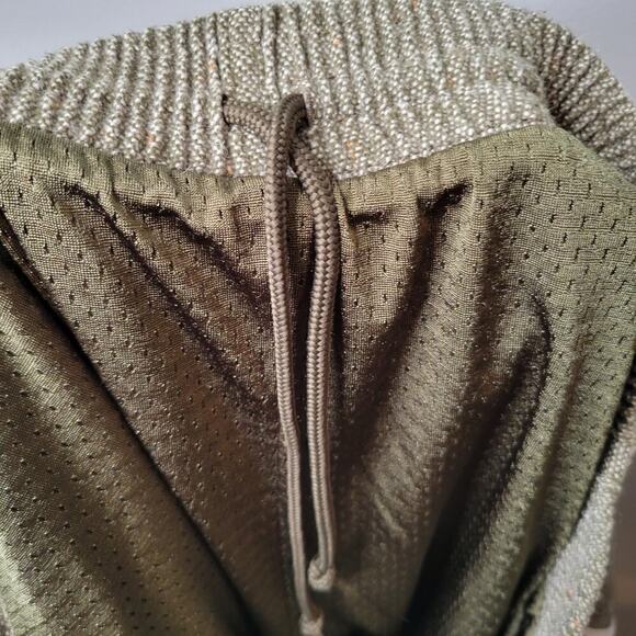 Adidas shorts men's size XL green striped wool blend VTG Y2K baggy streetwear - Picture 4 of 10